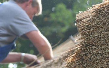 professional Stanton St Quintin thatchers